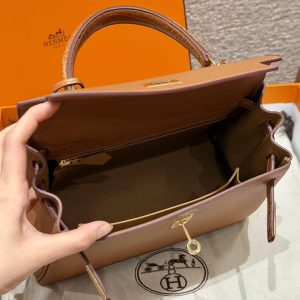 Hermes Kelly 25 Bag Handmade In Togo Calfskin Leather and Alligator from Mississippi Gold Hardware 37 Gold - Image 17