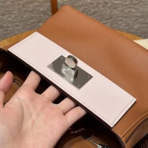 Hermes Kelly 2424 24/24 Bag 21CM Handmade In Evercolor and Swift Calfskin Leather Silver Hardware 37 Gold 0G Rouge Sellier 09 Mauve Pale - Image 13