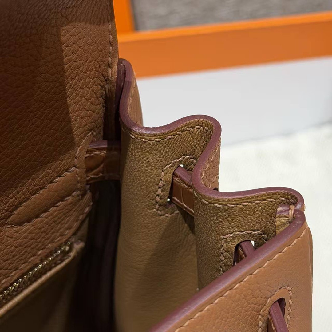 Hermes Kelly 25 Bag Handmade In Togo Calfskin Leather and Alligator from Mississippi Gold Hardware 37 Gold - Image 12