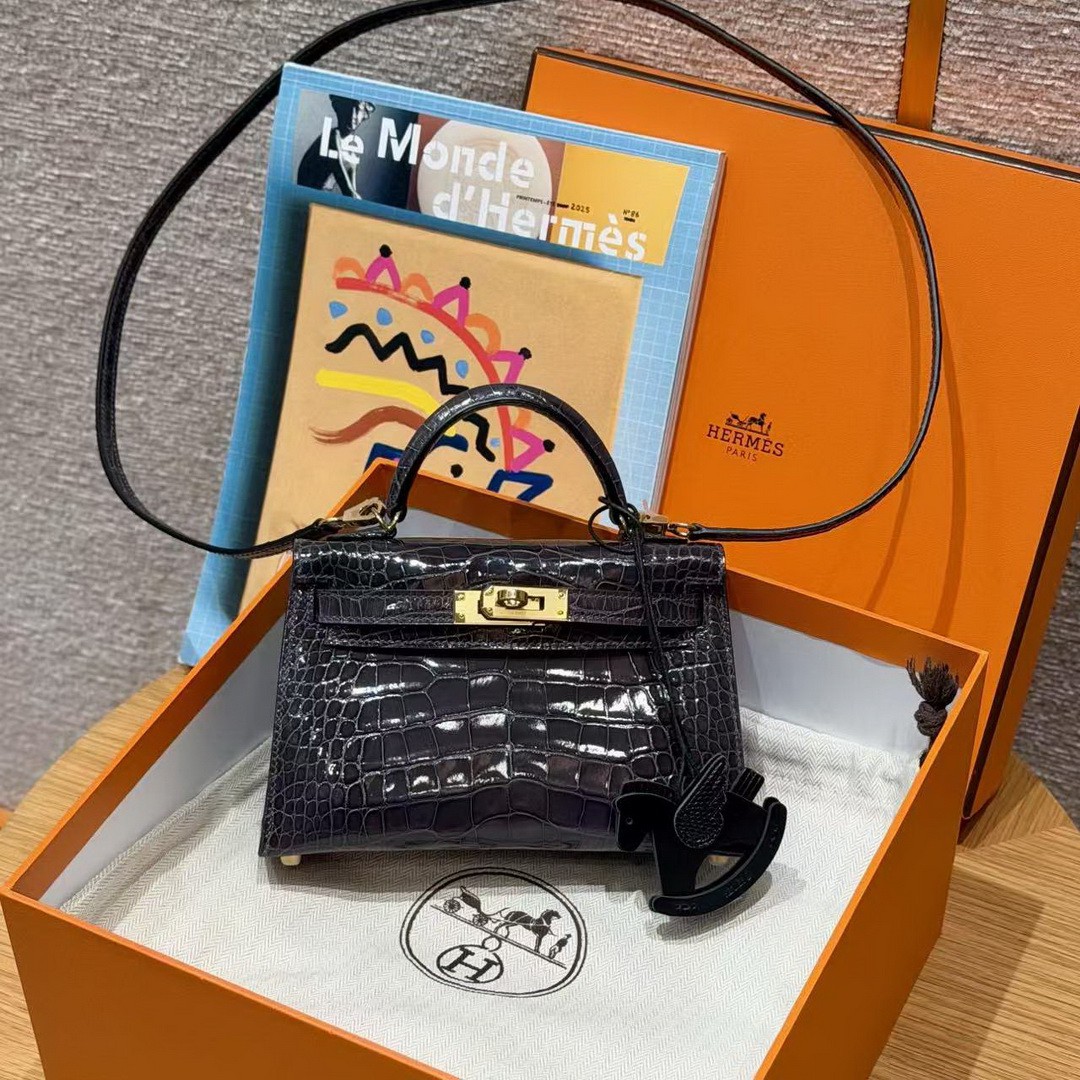 Hermes Kelly Mini 2 19CM Bag Handmade In Bright Faced Alligator Imported Leather from Mississippi Gold Hardware 88 Graphite - Image 11