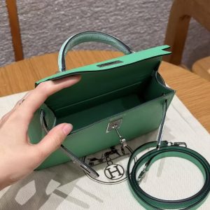 Hermes Kelly Mini 2 19CM Bag Handmade In Madame and Alligator Leather Silver Hardware 0T Vert Comics 0W Girs Neve - Image 23