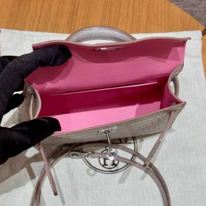 Hermes Kelly Mini 2 19 CM Bag Handmade In Matte Alligator Leather from Mississippi Sliver Hardware 80 Pearl Gray 5P Pink - Image 22
