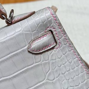 Hermes Kelly Mini 2 19 CM Bag Handmade In Matte Alligator Leather from Mississippi Sliver Hardware 80 Pearl Gray 5P Pink - Image 17