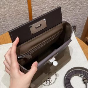 Hermes Kelly 2424 24/24 Bag 21CM Handmade In Evercolor and Swift Calfskin Leather Silver Hardware 18 Etoupe 46 Ebene - Image 16