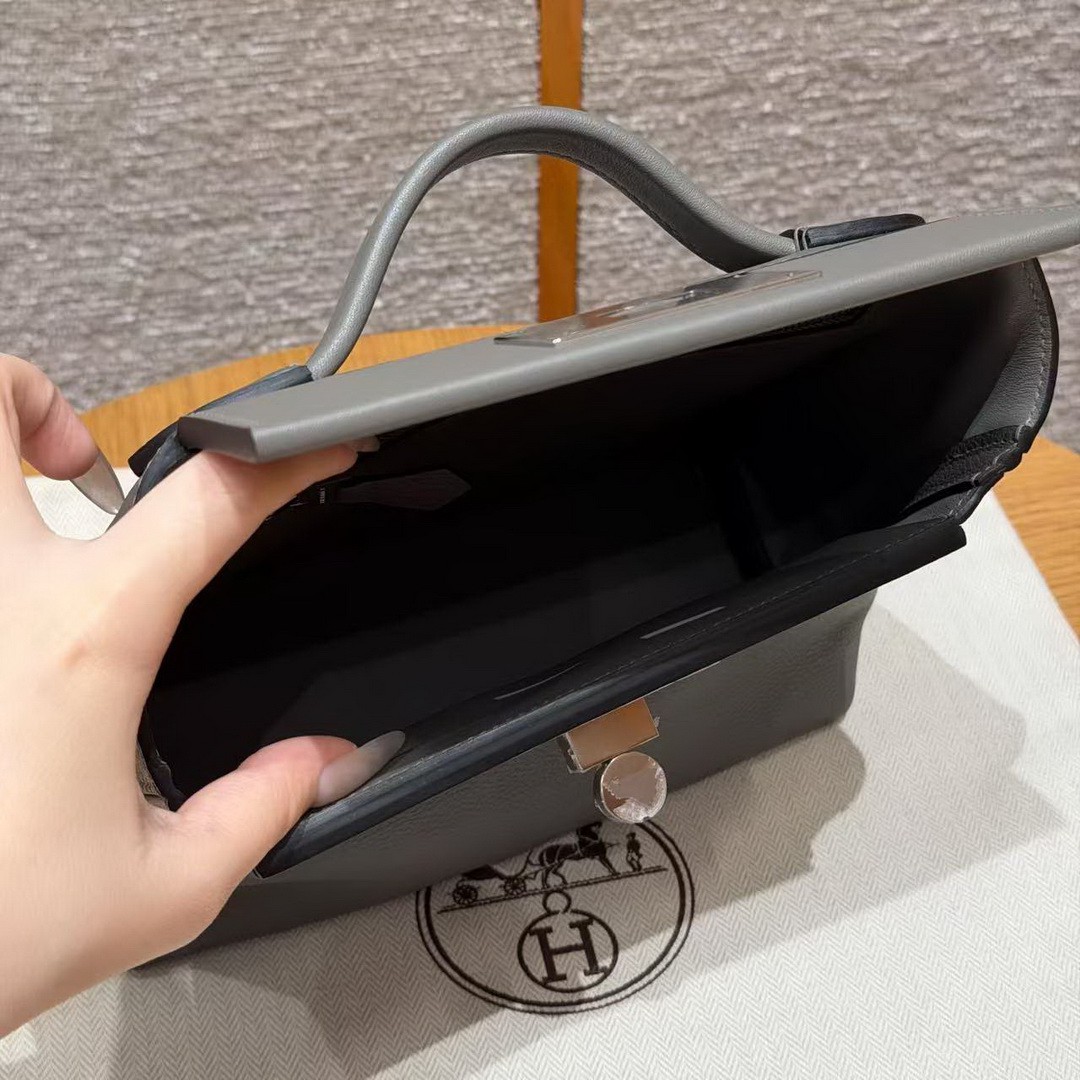 Hermes Kelly 2424 24/24 Bag 21CM Handmade In Evercolor and Swift Calfskin Leather Silver Hardware 0L Gris Meyer - Image 16