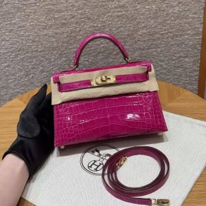 Hermes Kelly Mini 2 19CM Bag Handmade In Bright Faced Alligator Leather from Mississippi Gold Hardware J5 Rose Scheherazade
