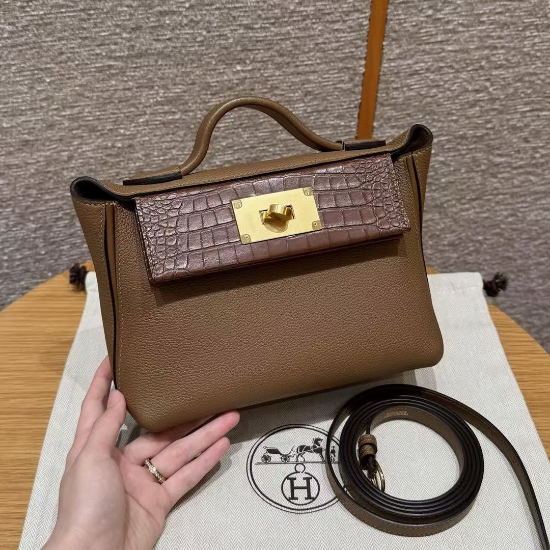 Hermes Kelly Mini 2424 24/24 Bag 21CM Handmade In Togo Calfskin Leather Matte American Crocodile Gold Hardware 3G Alezan
