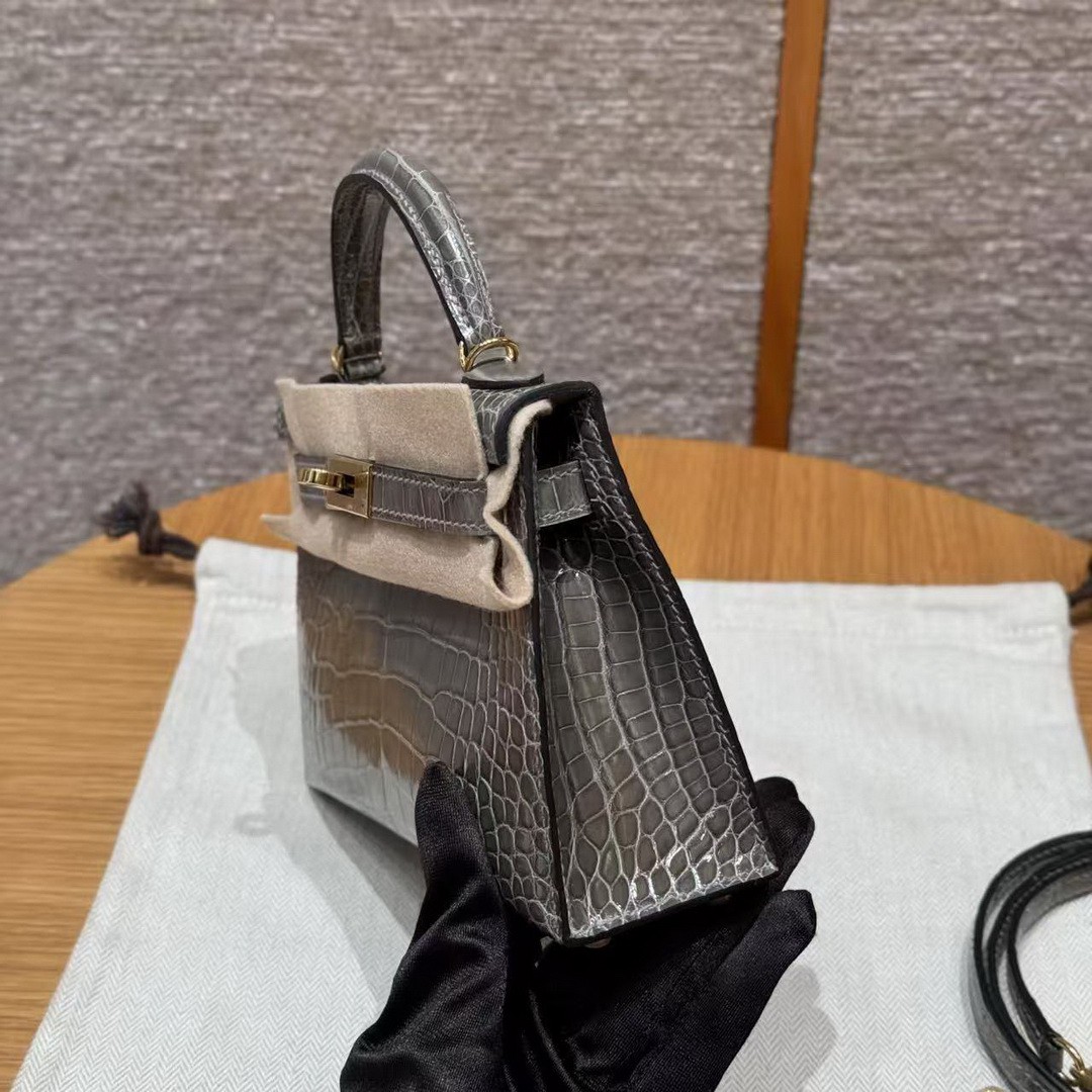 Hermes Kelly Mini 2 19 CM Bag Handmade In Bright Faced Alligator Leather from Mississippi Gold Hardware 81 Girs Tourerlle - Image 21