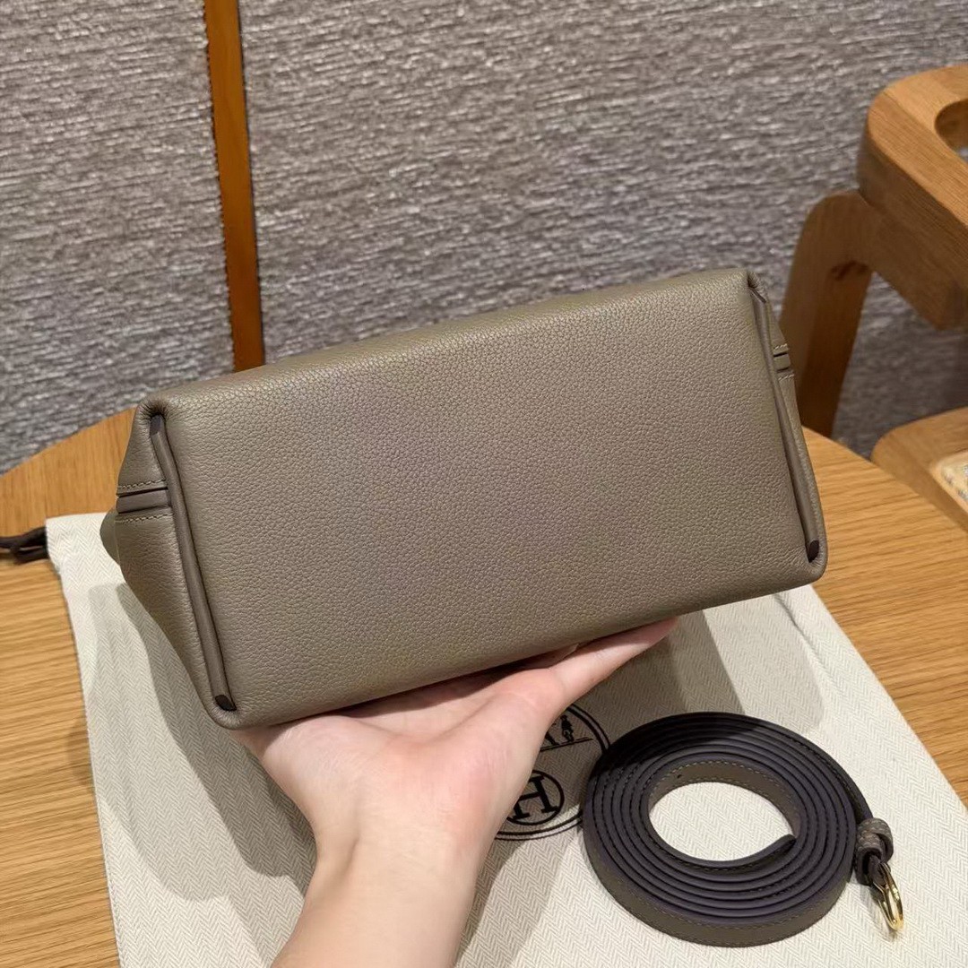 Hermes Kelly 2424 24/24 Bag 21CM Handmade In Evercolor and Swift Calfskin Leather Gold Hardware 18 Etoupe - Image 17