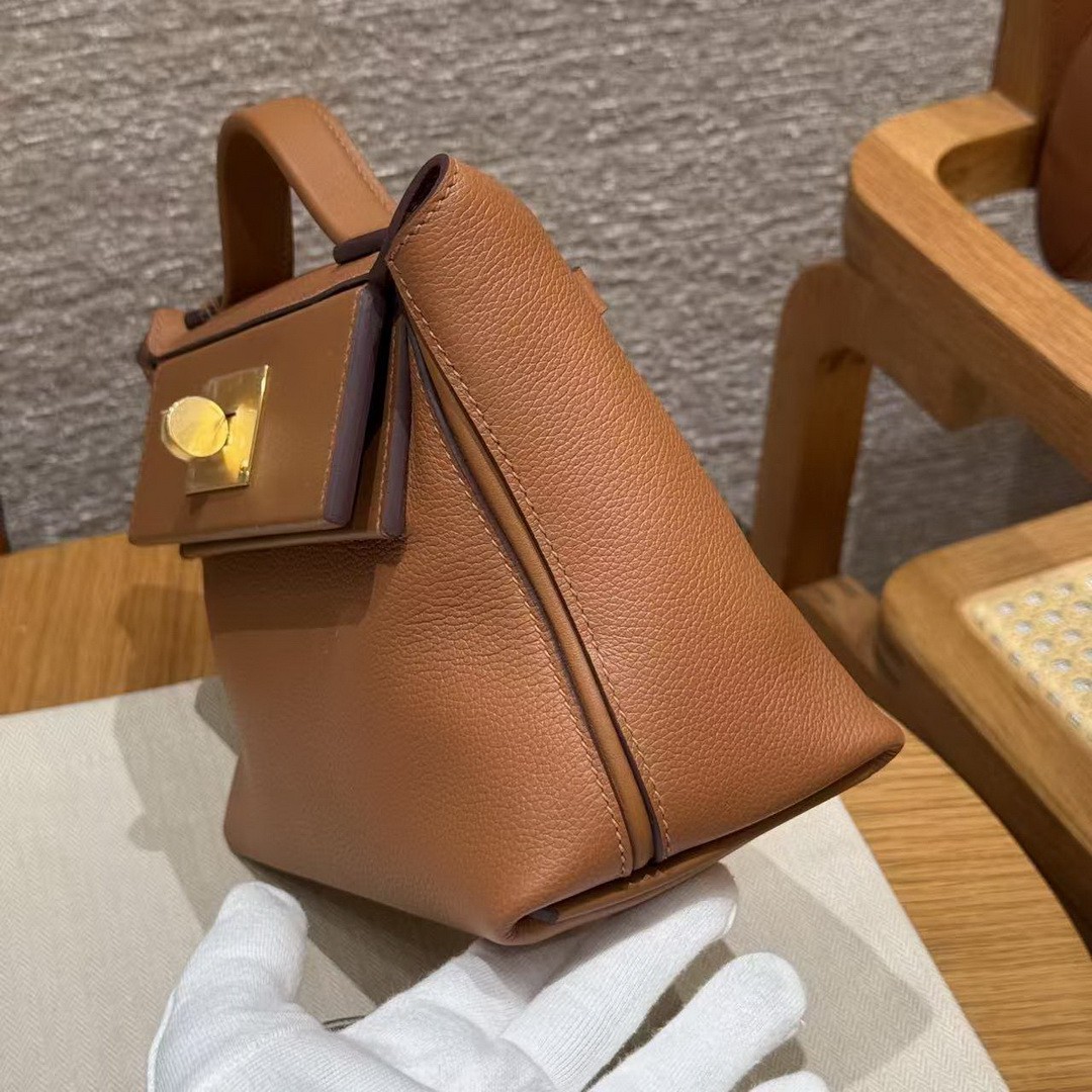 Hermes Kelly 2424 24/24 Bag 21CM Handmade In Evercolor and Swift Calfskin Leather Gold Hardware 37 Gold - Image 21