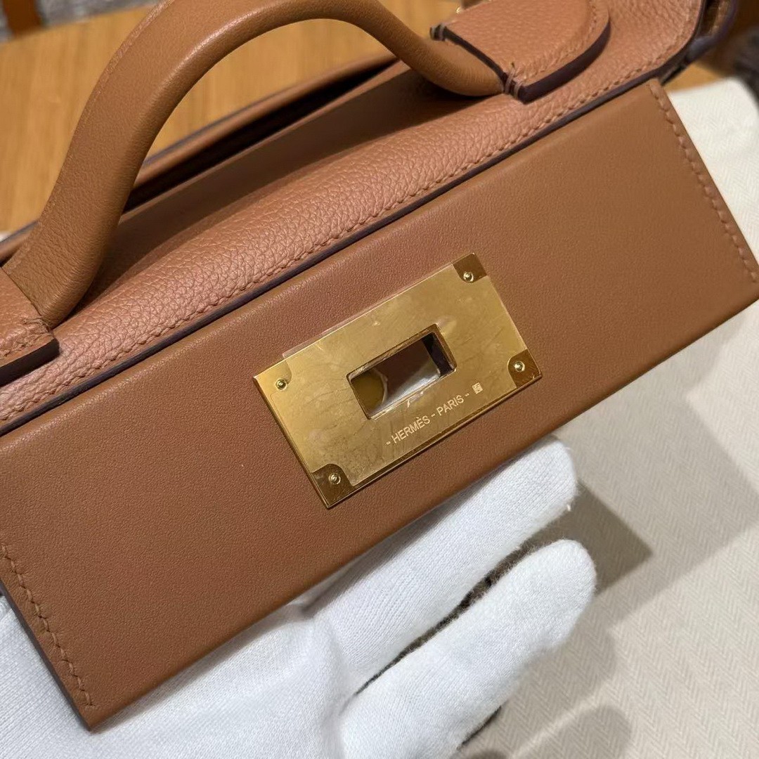 Hermes Kelly 2424 24/24 Bag 21CM Handmade In Evercolor and Swift Calfskin Leather Gold Hardware 37 Gold - Image 19
