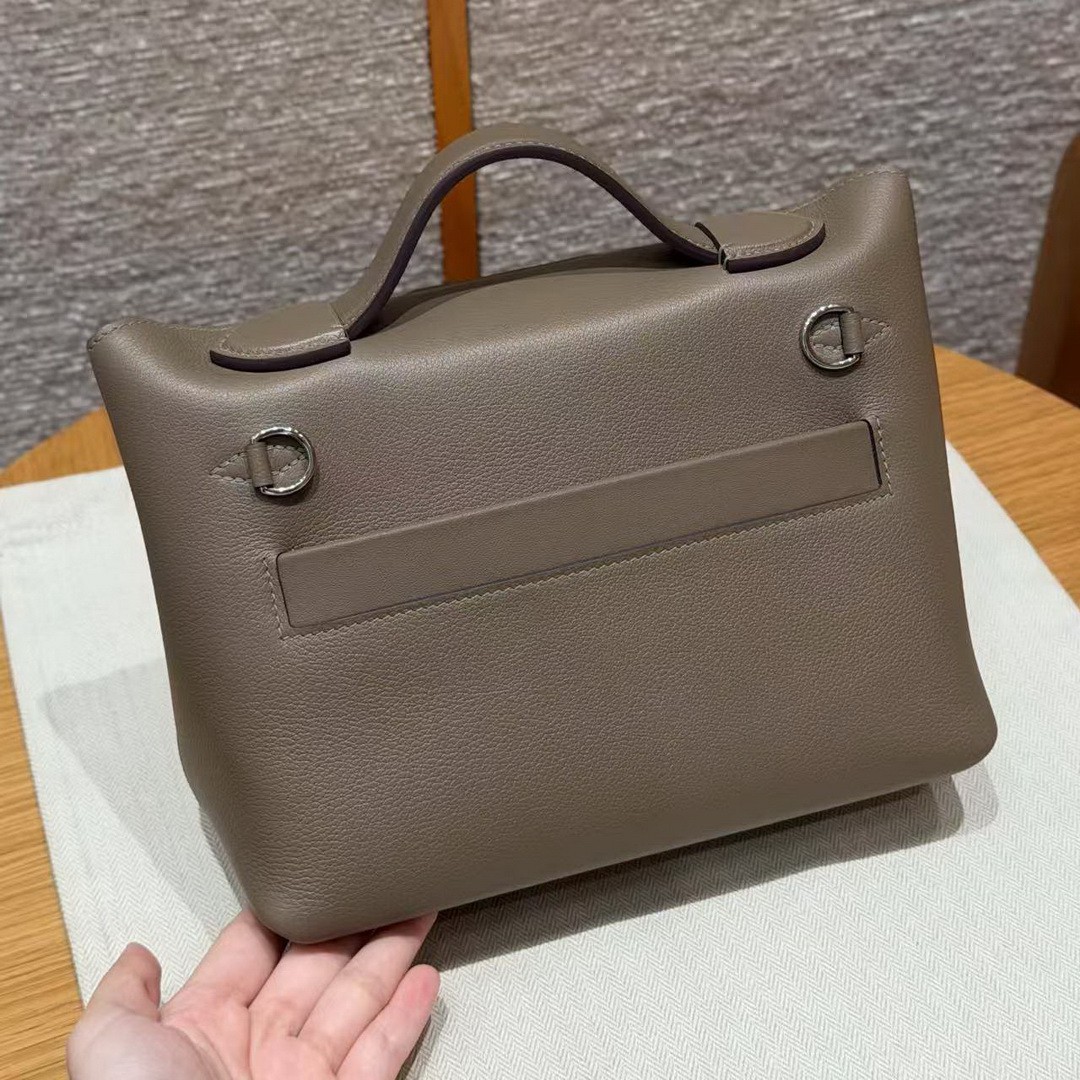 Hermes Kelly 2424 24/24 Bag 21CM Handmade In Evercolor and Swift Calfskin Leather Silver Hardware 18 Etoupe - Image 2