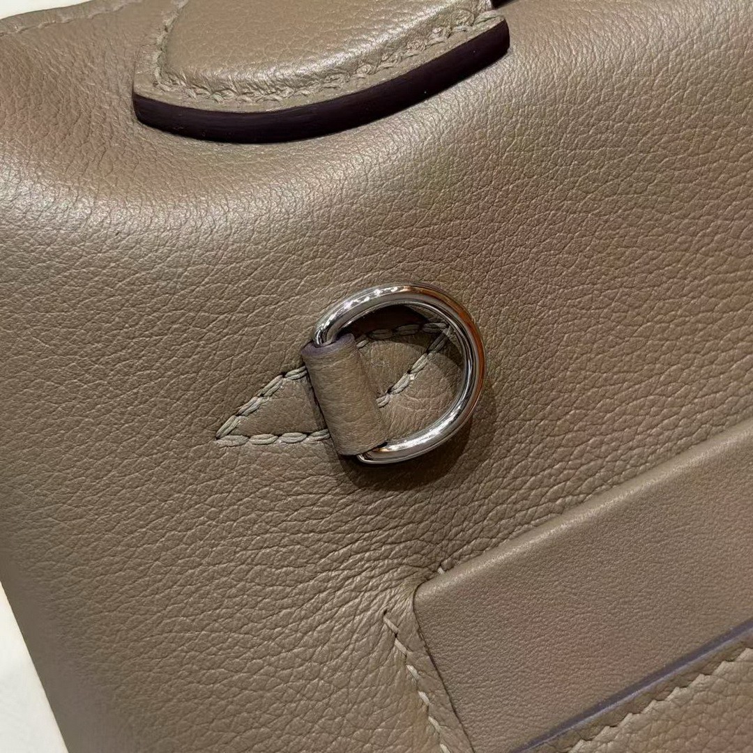 Hermes Kelly 2424 24/24 Bag 21CM Handmade In Evercolor and Swift Calfskin Leather Silver Hardware 18 Etoupe - Image 7