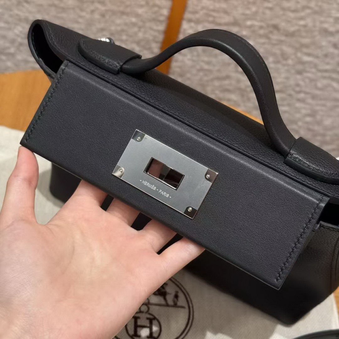 Hermes Kelly 2424 24/24 Bag 21CM Handmade In Evercolor and Swift Calfskin Leather Silver Hardware 89 Noir - Image 14