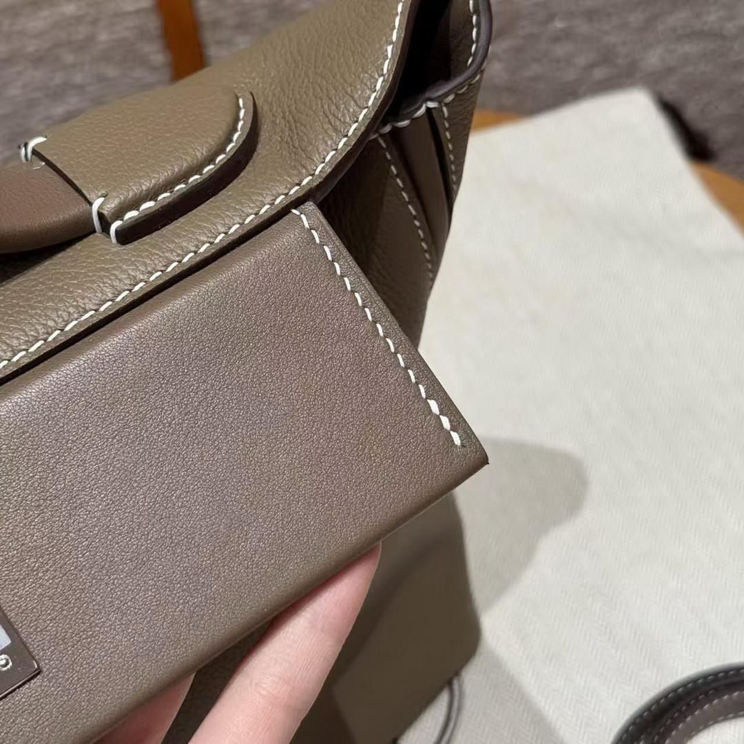 Hermes Kelly 2424 24/24 Bag 29CM Handmade In Evercolor and Swift Calfskin Leather Silver Hardware 18 Etoupe - Image 4