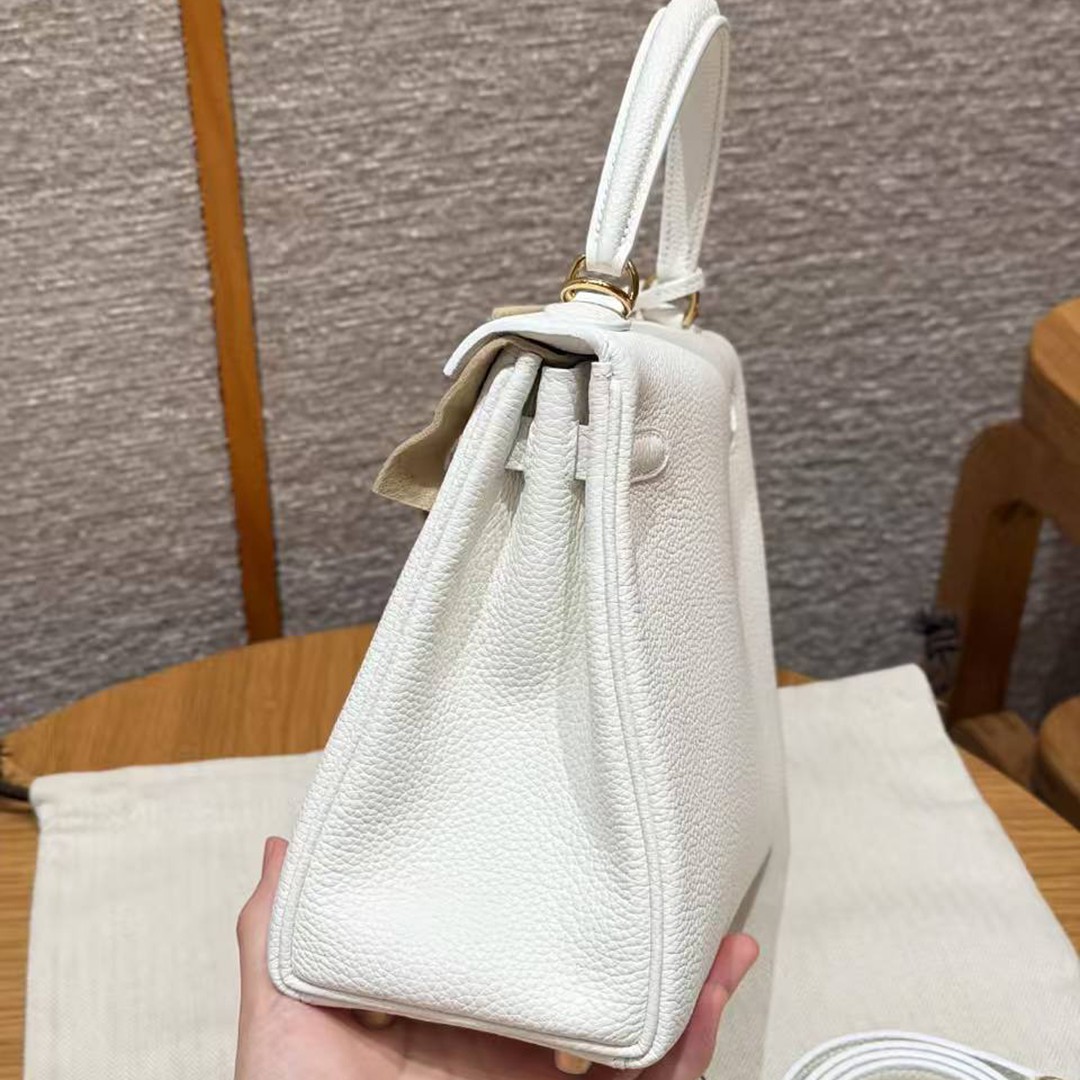 Hermes Kelly 25 Bag Handmade In Togo Calfskin Leather Gold Hardware 01 Blanc - Image 15