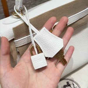 Hermes Kelly 25 Bag Handmade In Togo Calfskin Leather Gold Hardware 01 Blanc - Image 6