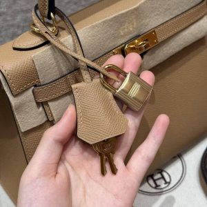 Hermes Kelly 25 Bag Handmade In Epsom Calfskin Leather Gold Hardware 0M Chai - Image 6