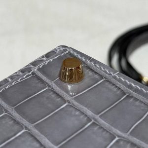 Hermes Kelly 25 Bag Handmade In Bright Faced American Alligator Leather Gold Hardware 0V Gris Ciment - Image 27
