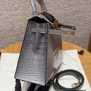 Hermes Kelly 25 Bag Handmade In Bright Faced American Alligator Leather Gold Hardware 0V Gris Ciment - Image 12
