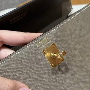 Hermes Kelly 25 Bag Handmade In Epsom Calfskin Leather From France Gold Hardware 18 Etoupe 10 Craie - Image 26