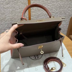 Hermes Kelly 25 Bag Handmade In Chèvre Calfskin Leather From France Gold Hardware 18 Etoupe 30 Noisette - Image 23