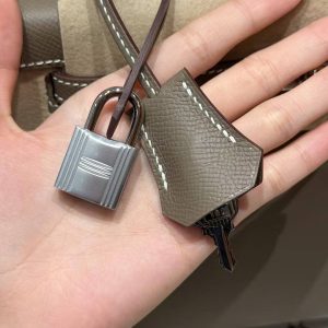 Hermes Kelly 25 Bag Handmade In Epsom Calfskin Leather Silver Hardware 18 Etoupe - Image 4