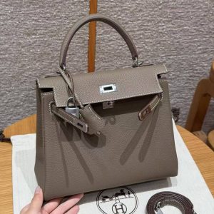 Hermes Kelly 25 Bag Handmade In Togo Calfskin Leather Silver Hardware 18 Etoupe - Image 13