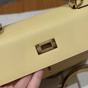 Hermes Kelly 25 Bag Handmade In Epsom Calfskin Leather Gold Hardware 1Z Jaune Poussin - Image 11