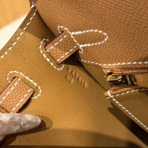 Hermes Kelly 25 Bag Handmade In Epsom Calfskin Leather Gold Hardware 37 Gold - Image 15