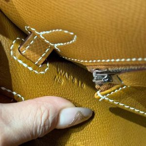 Hermes Kelly 25 Bag Handmade In Epsom Calfskin Leather Silver Hardware 37 Gold - Image 15
