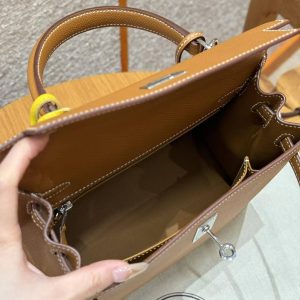 Hermes Kelly 25 Bag Handmade In Epsom Calfskin Leather Silver Hardware 37 Gold - Image 14