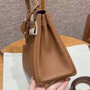 Hermes Kelly 25 Bag Handmade In Togo Calfskin Leather Gold Hardware 37 Gold - Image 18
