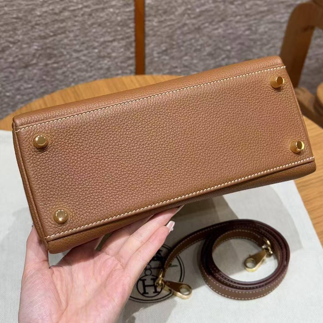 Hermes Kelly 25 Bag Handmade In Togo Calfskin Leather Gold Hardware 37 Gold - Image 16
