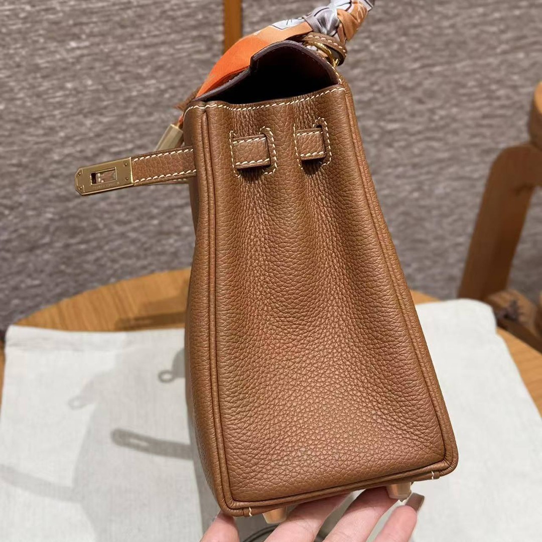 Hermes Kelly 25 Bag Handmade In Togo Calfskin Leather Gold Hardware 37 Gold - Image 6