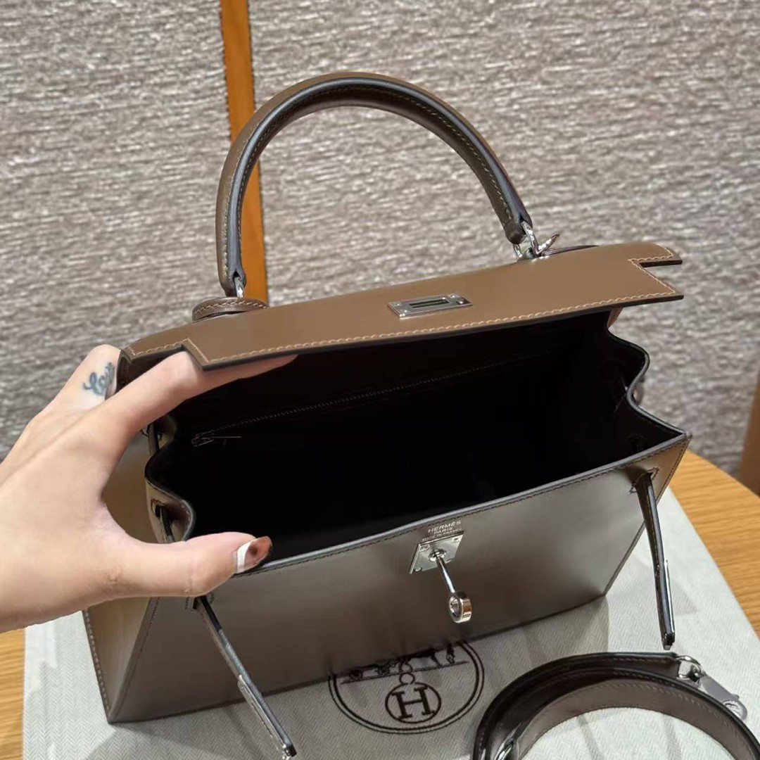 Hermes Kelly 25 Bag Handmade In Box Calfskin Leather FSilver Hardware 3G Alezan - Image 16