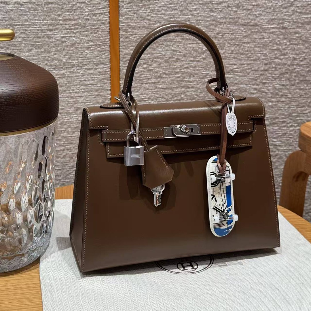 Hermes Kelly 25 Bag Handmade In Box Calfskin Leather FSilver Hardware 3G Alezan - Image 11