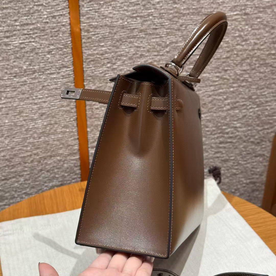 Hermes Kelly 25 Bag Handmade In Box Calfskin Leather FSilver Hardware 3G Alezan - Image 9