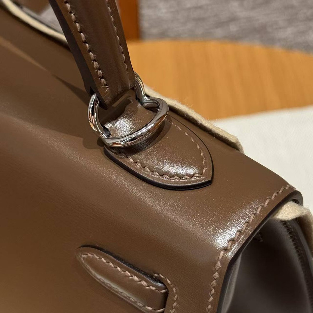 Hermes Kelly 25 Bag Handmade In Box Calfskin Leather FSilver Hardware 3G Alezan - Image 6