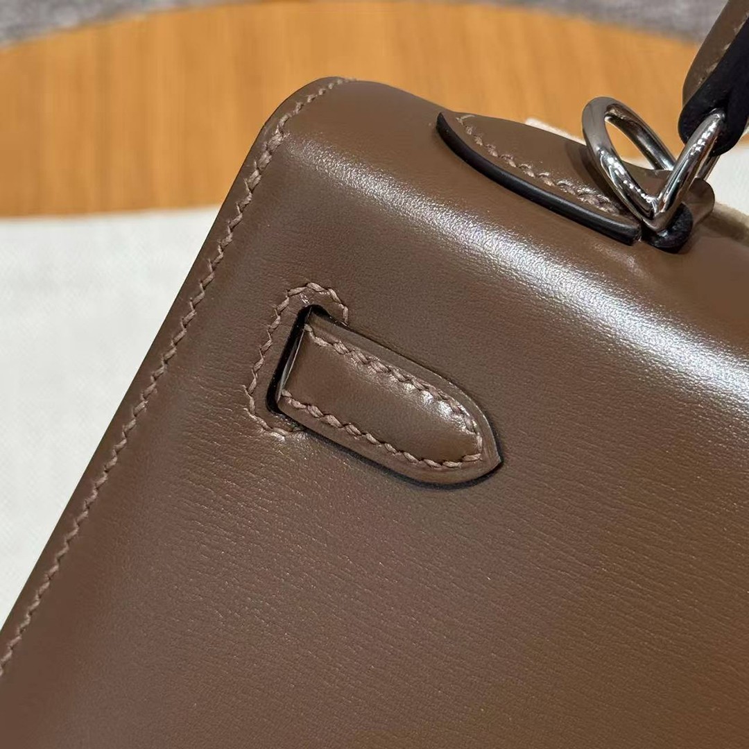 Hermes Kelly 25 Bag Handmade In Box Calfskin Leather FSilver Hardware 3G Alezan - Image 5