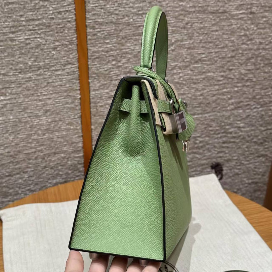 Hermes Kelly 25 Bag Handmade In Epsom Calfskin Leather Silver Hardware 3I Vert Criquent - Image 20