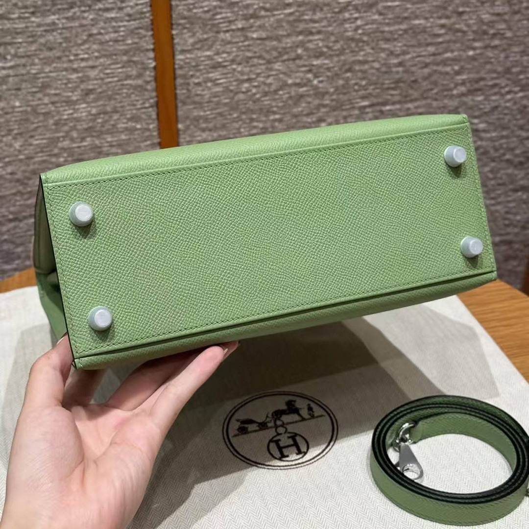Hermes Kelly 25 Bag Handmade In Epsom Calfskin Leather Silver Hardware 3I Vert Criquent - Image 18