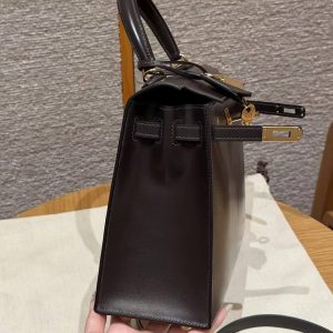 Hermes Kelly 25 Bag Handmade In Box Calfskin Leather Gold Hardware 47 Chocolat - Image 16