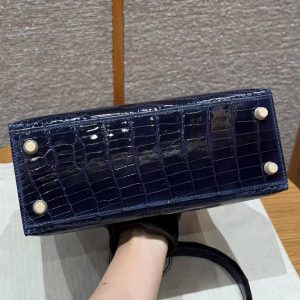 Hermes Kelly 25 Bag Handmade In Porosus Crocodile Leather Gold Hardware 78 Bleu Marine - Image 26