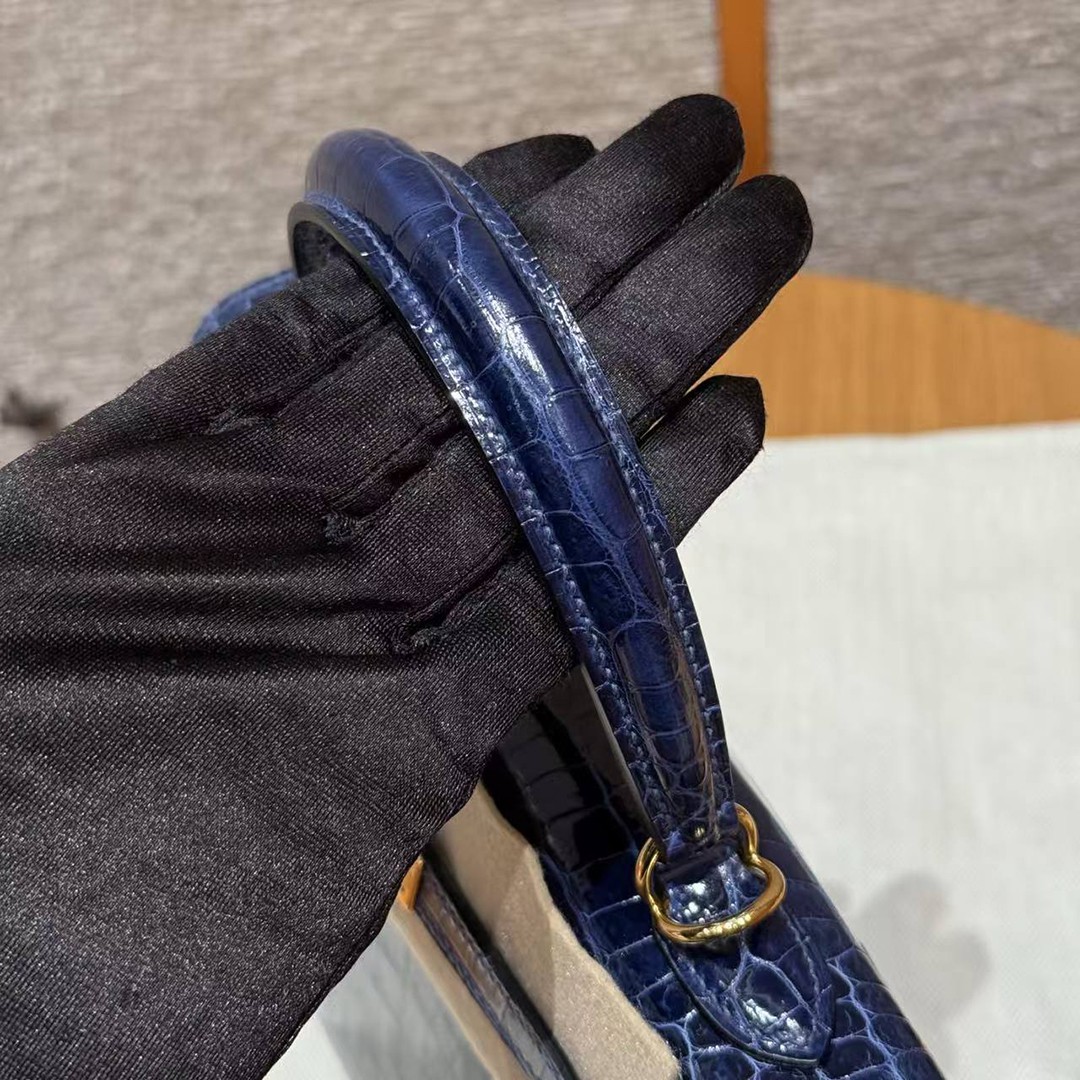 Hermes Kelly 25 Bag Handmade In Porosus Crocodile Leather Gold Hardware 78 Bleu Marine - Image 11