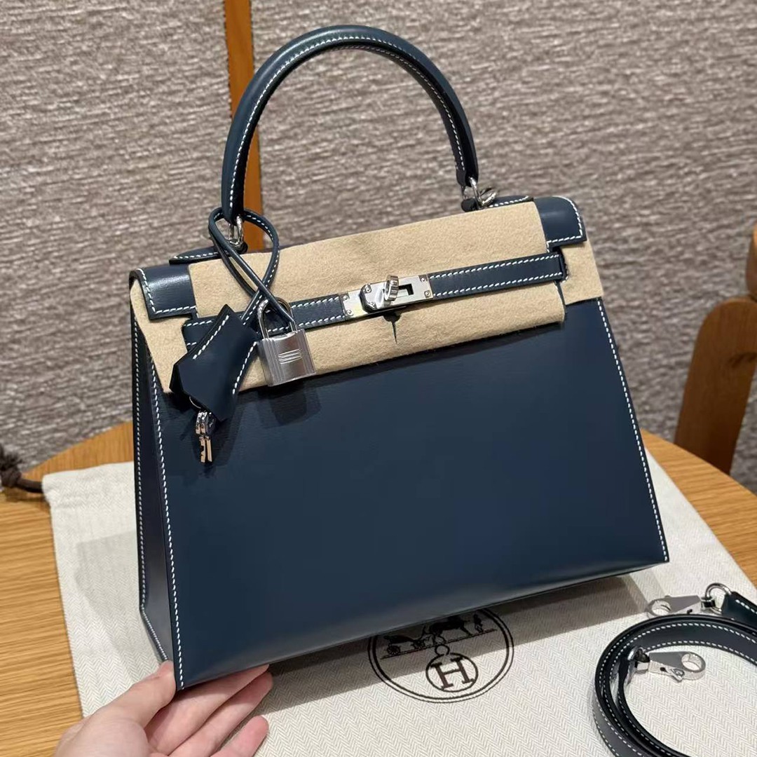 Hermes Kelly 25 Bag Handmade In Box Calfskin Leather Silver Hardware 7P Blue Presse