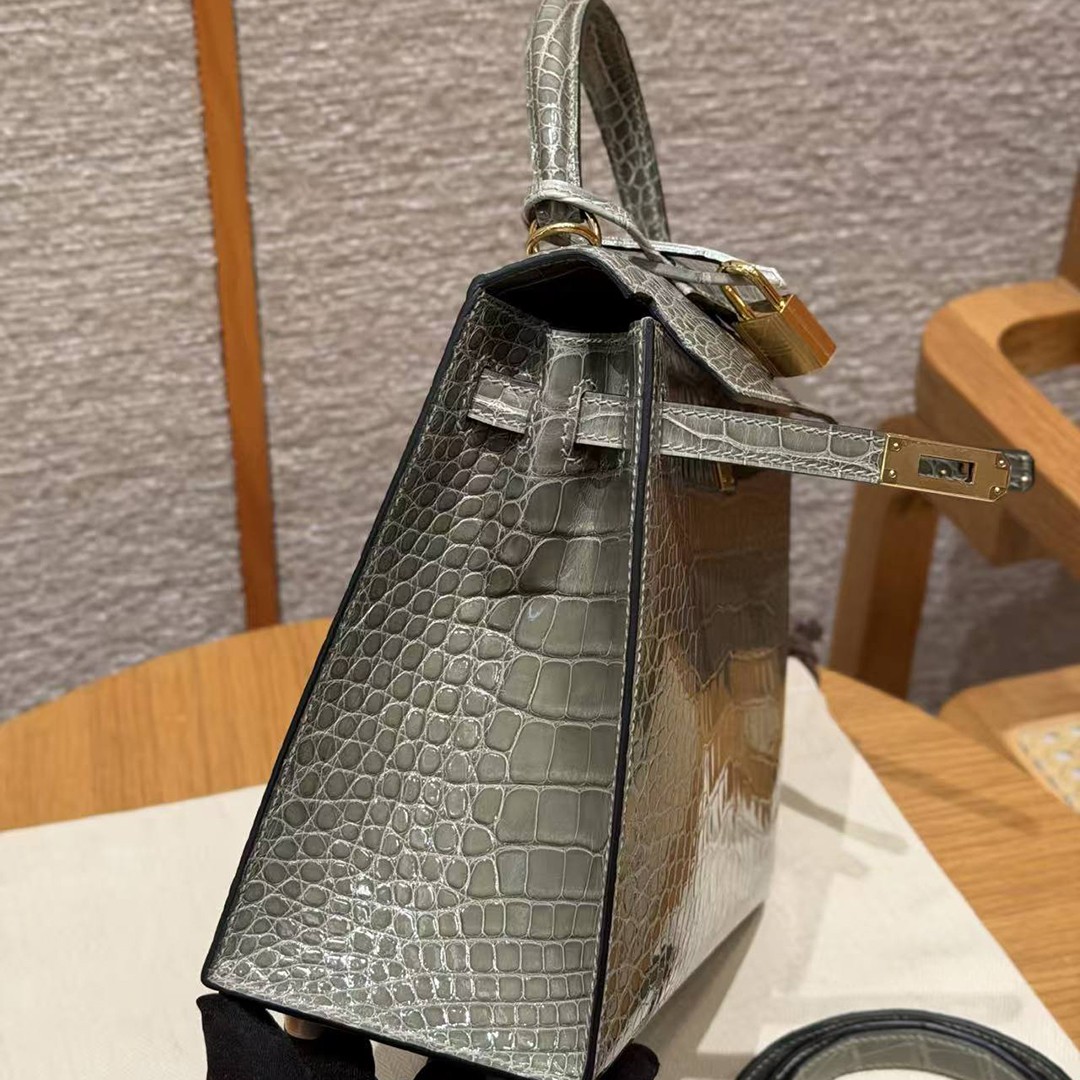 Hermes Kelly 25 Bag Handmade In Alligator Leather from Mississippi Gold Hardware 81 Girs Tourerlle - Image 13