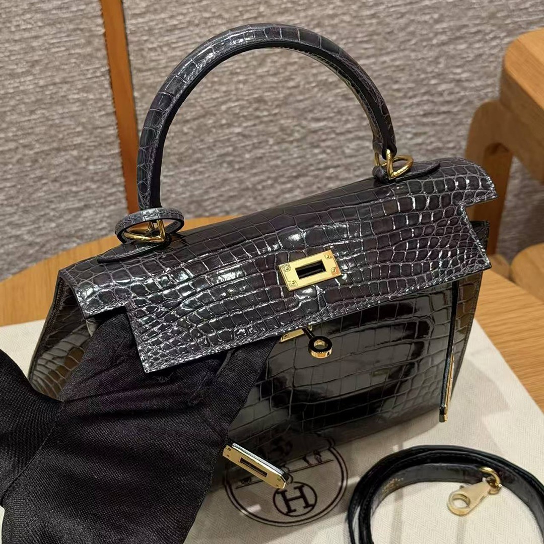 Hermes Kelly 25 Bag Handmade In Niloticus Leather from Nile Gold Hardware 88 Graphite - Image 11