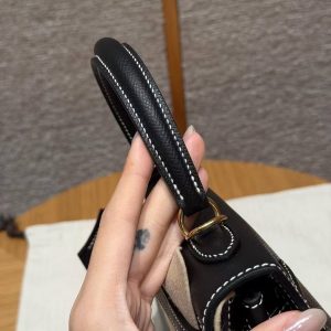 Hermes Kelly 25 Bag Handmade In Epsom Calfskin Leather From France Gold Hardware 89 Noir - Image 8