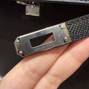 Hermes Kelly 25 Bag Handmade In Epsom Calfskin Leather Silver Hardware 89 Noir - Image 13